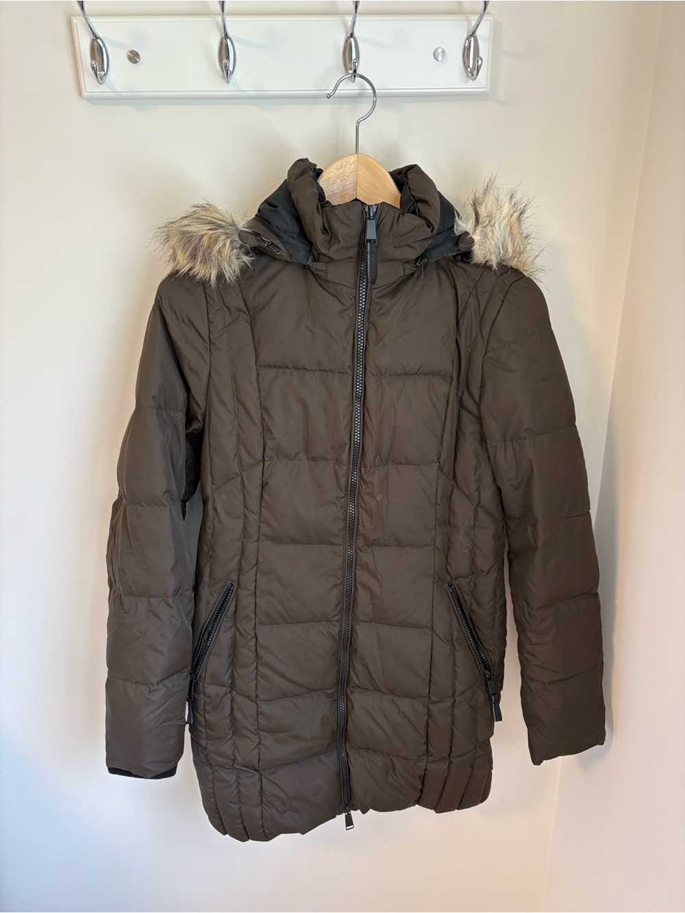 Convertible Maternity Hooded Puffer Coat in Olive with Faux Fur Trim